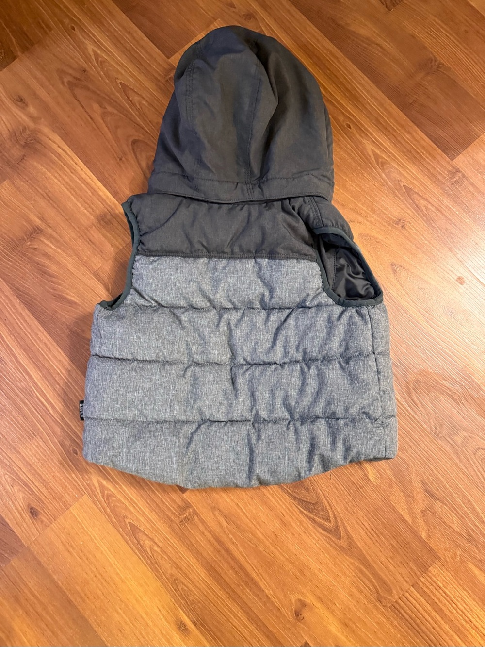 Kids Vest - Picture 2 of 3